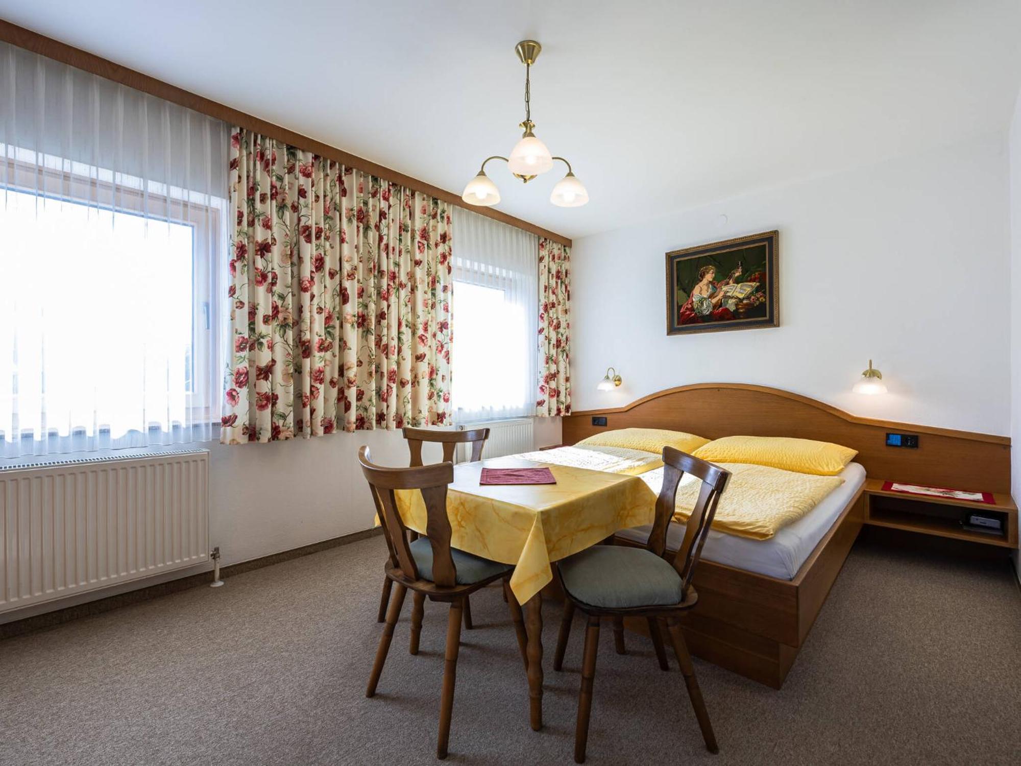 Gaestehaus Bleiweis-Zehentner Целль-ам-Зе Экстерьер фото